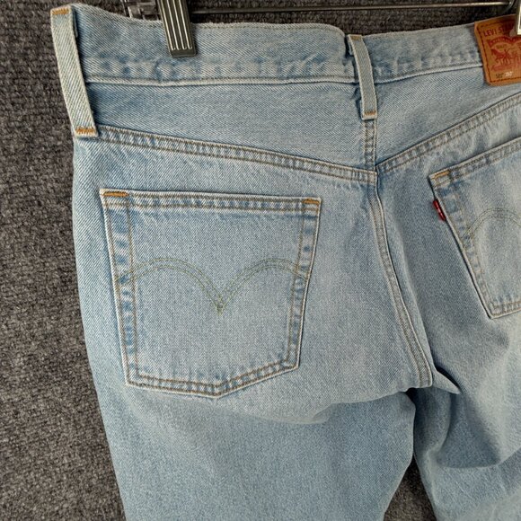 Levi's 150th Anniversary 501 Button Fly Blue Jeans 31x30 Light Wash Collectible - Picture 16 of 16